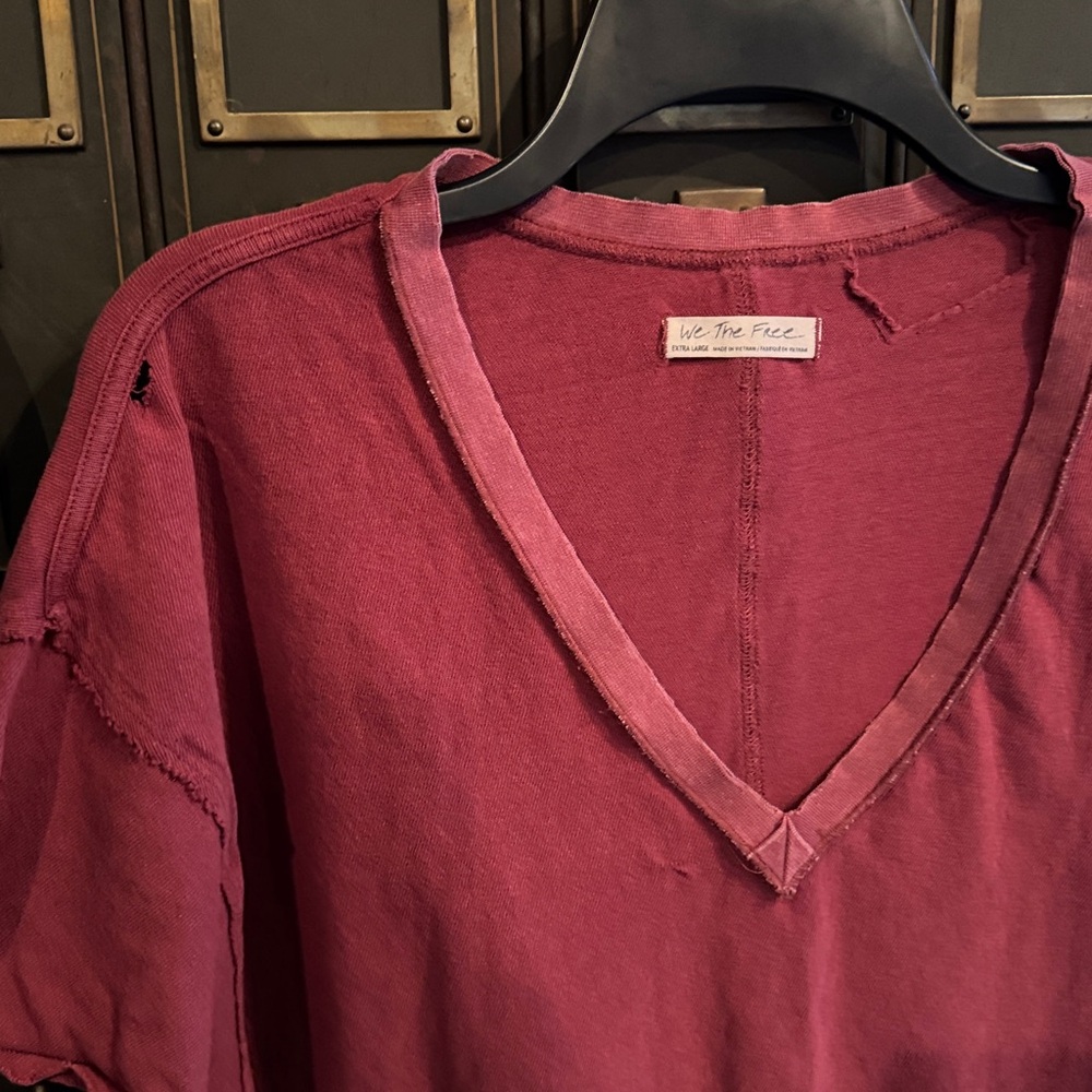 Free People Top. - Picture 2 of 6